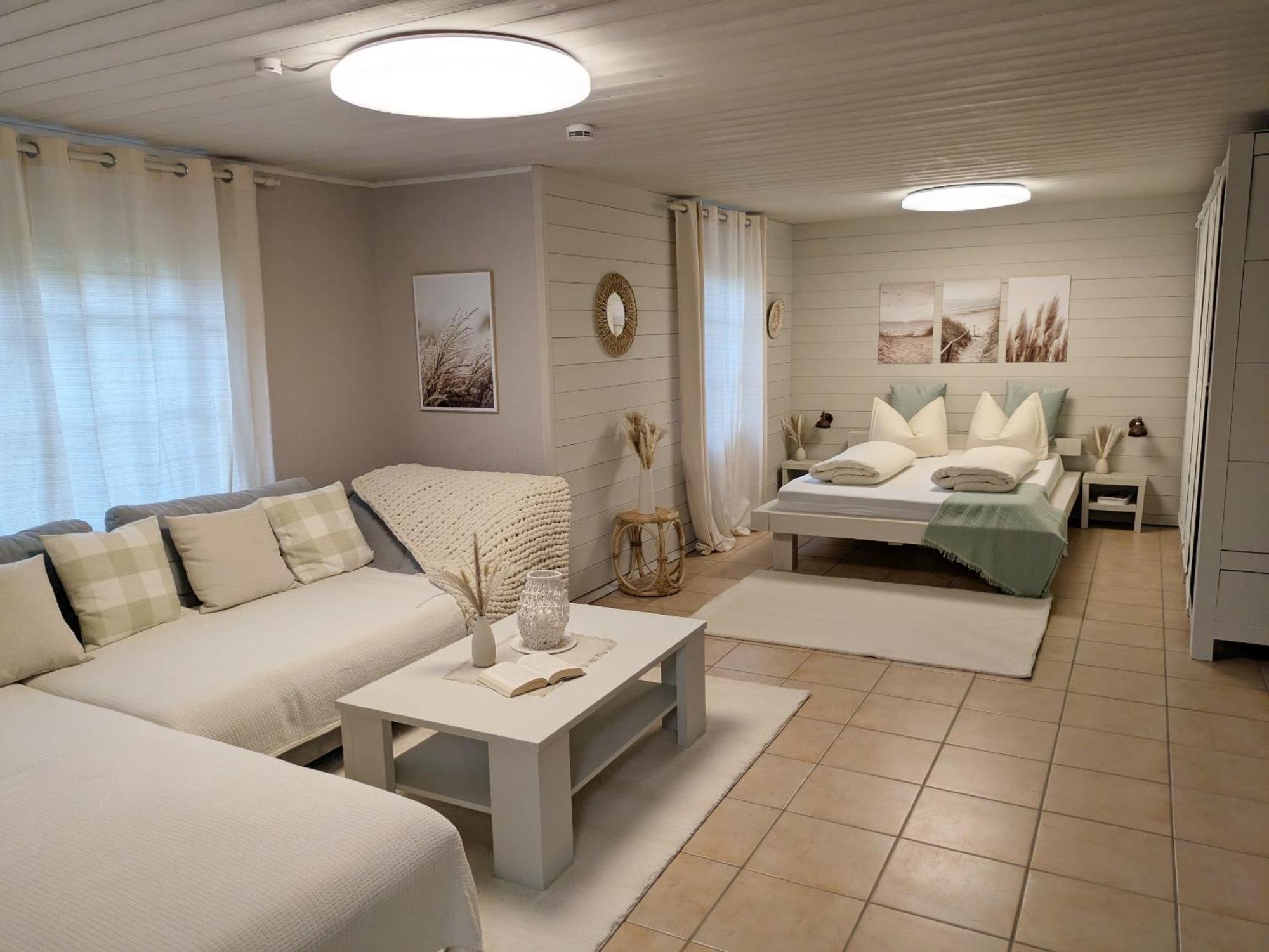Ferienwohnung Bluetenzauber In Idyllischer Lage Naehe Bodensee Hilzingen Buitenkant foto